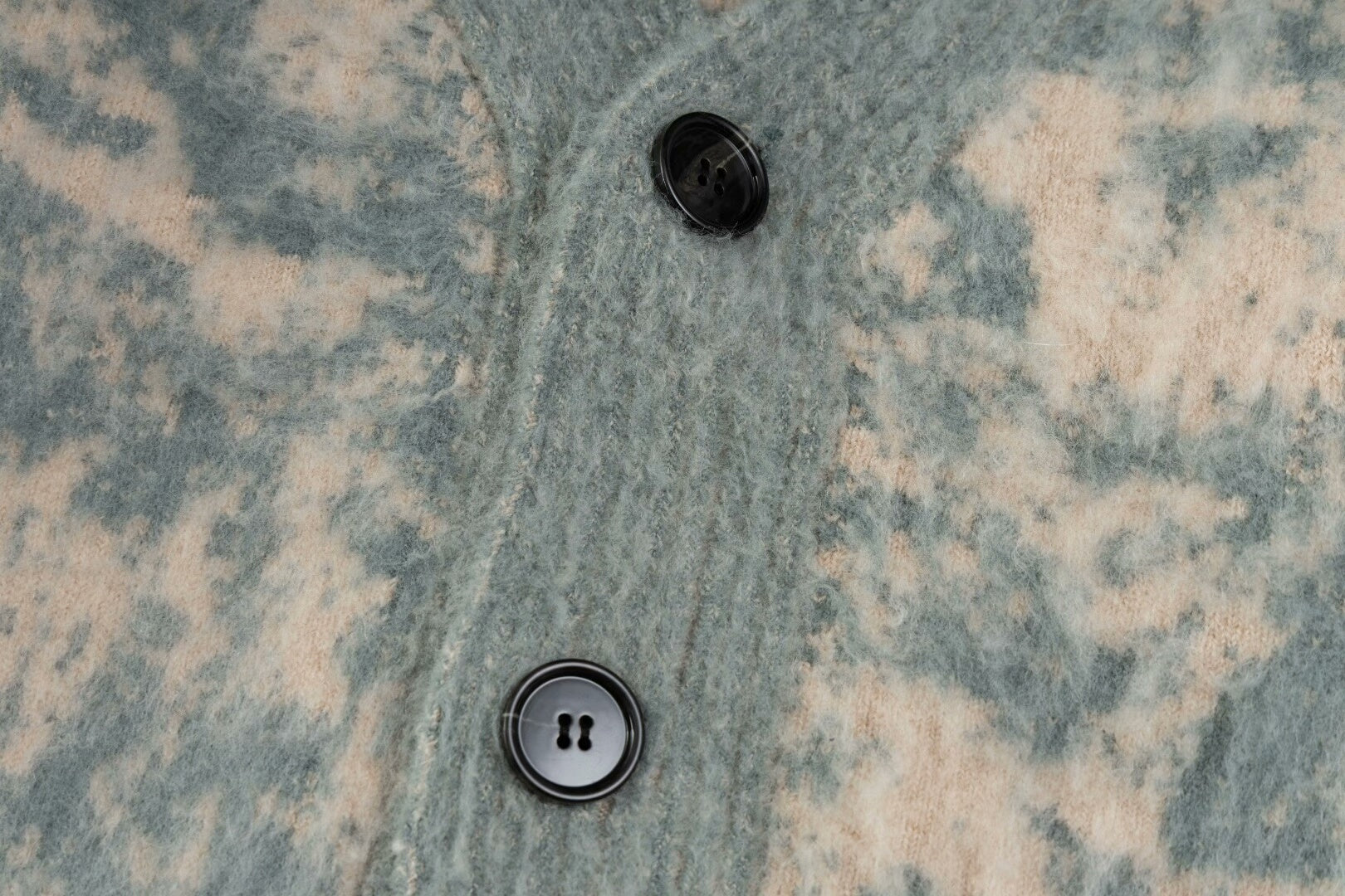 Rendering sweater THOM TREND