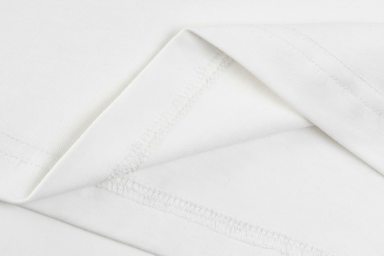 Unisex letter T-shirt THOM TREND