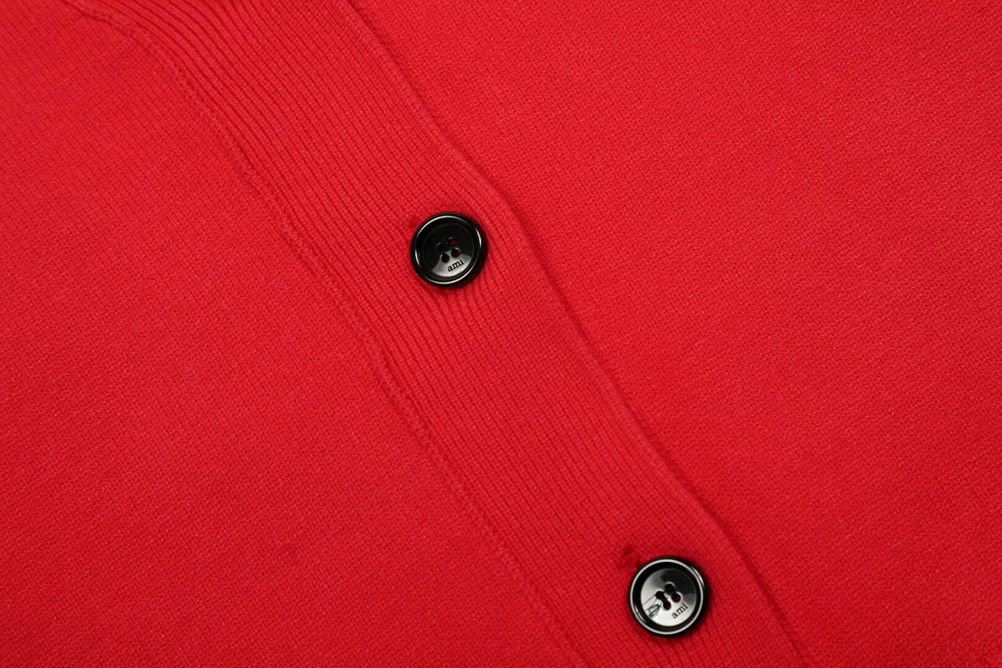 Big Heart Cardigan THOM TREND